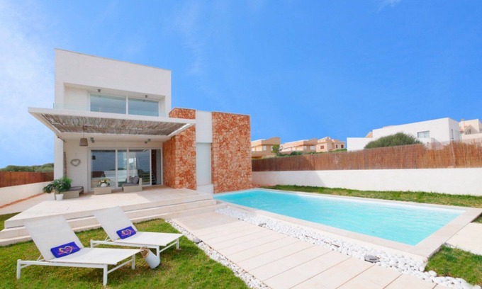 Sa Rapita Villa | Villa "Can Bosquerro" close to the Beach with Pool, Wi-Fi, A/C, Balcony, Terrace & Garden