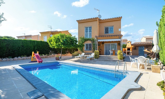 Les Tres Cales Villa | Villa 'Carmen' with Private Pool, Shared Terrace and Wi-Fi