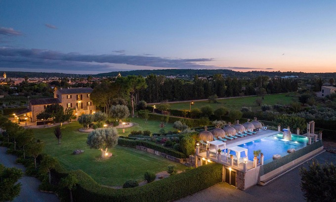 Santa Maria del Cami Villa | Villa 'Cas Metge Matas' with Private Pool, Wi-Fi and Air Conditioning