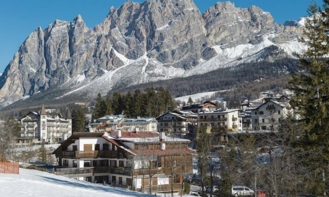 Cortina d'Ampezzo Historic Centre Apartment | Villa Casanova