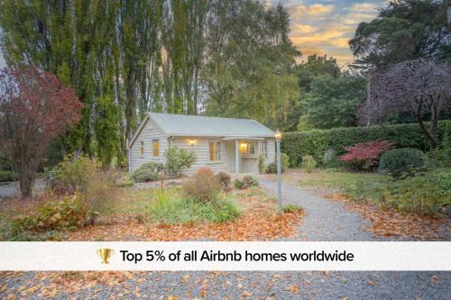 Christchurch Villa | Villa City Break for couples 27 mins CHC Airport