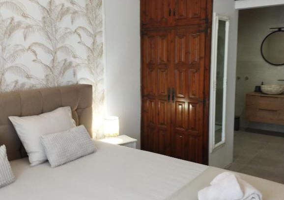 Calonge Bed & Breakfast | Villa Costera B&B