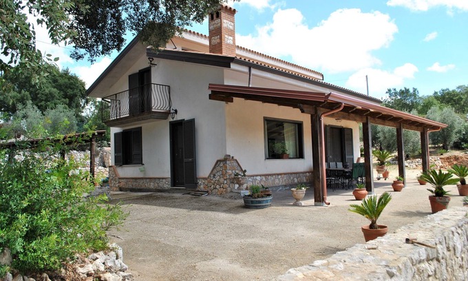 Itri Villa | Villa Cycas relaxation in nature