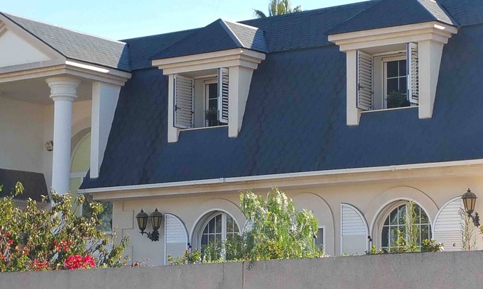 L'Eliana Villa | Villa de Caractère de 600m2 Tout Près de Valence