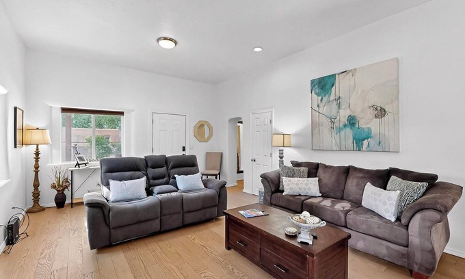 Los Duranes House | Villa de Rio Grande, near Old Town