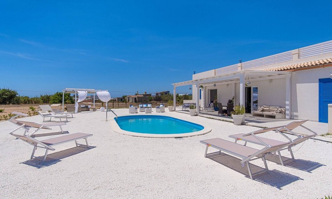 Pachino Villa | Villa Dei Due Mari con piscina