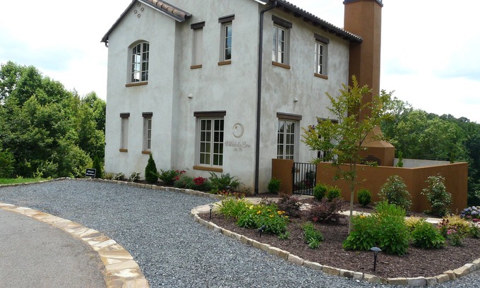 Dahlonega Villa | Villa della Luna, an Authentic Tuscan Villa In Montaluce Winery & Estates