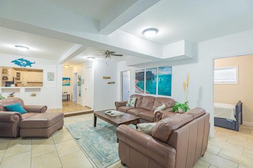 Toilla Segunda House | Villa DeLuna