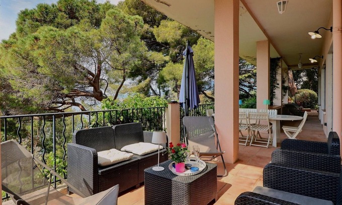 La Croix-Valmer Apartment | Villa des Fontenelles