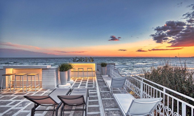 Torre Lapillo Villa | Villa Desiderio - Fronte Mare