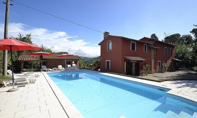 Todi Villa | Villa Ebano: A charming two-story villa surrounded by the greenery, with Free WI-FI.