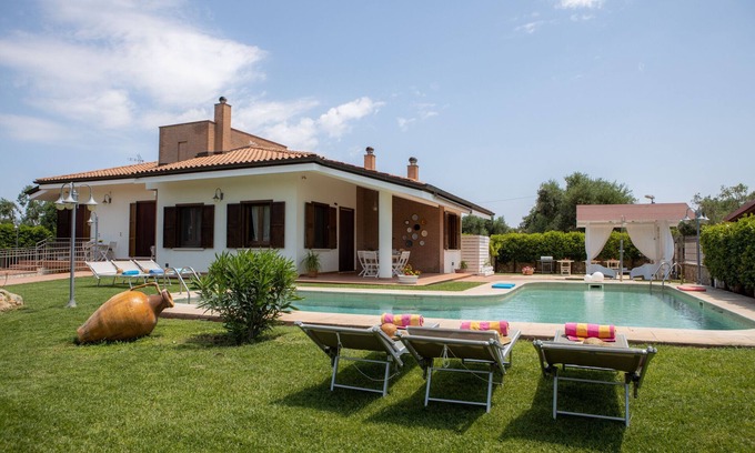 San Michele Salentino Villa | Villa Ellea by pugliadamare