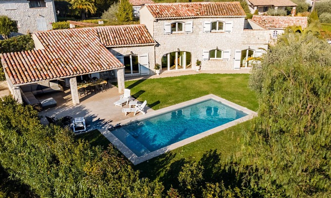 La Colle-sur-Loup Villa | Villa Emery