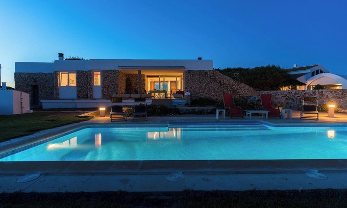 Sa Torre del Ram Villa | Villa en Ciutadella en primera línea de m ar