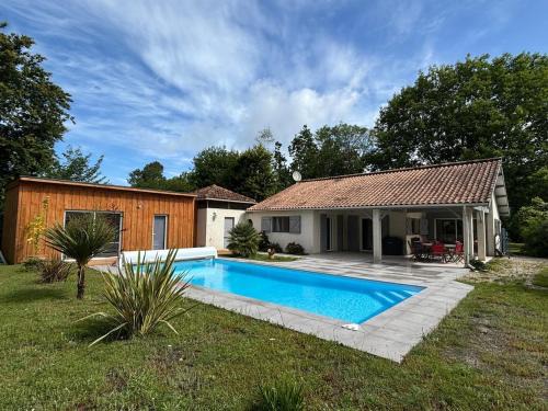 Grayan-Et-L'Hopital Villa | Villa entre terre et mer