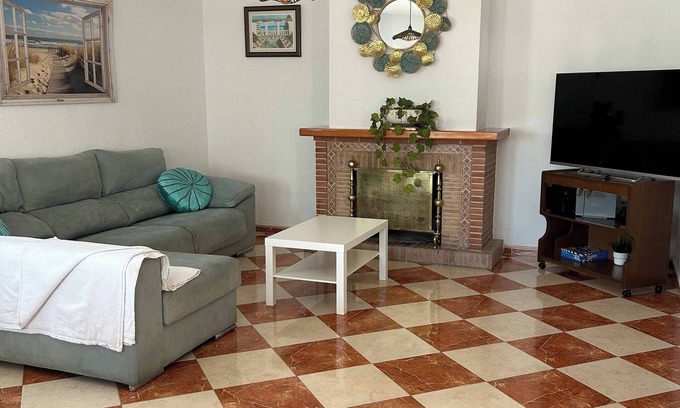 Churriana Villa | Villa Famara, rural house in Malaga, pool and beach