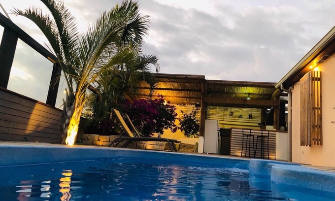 Grand Fond House | villa familia974 14 people in Grand Fond- sea view