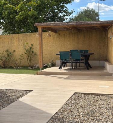 Vergeze Villa | Villa Familiale 3 Chambres avec Terrasse
