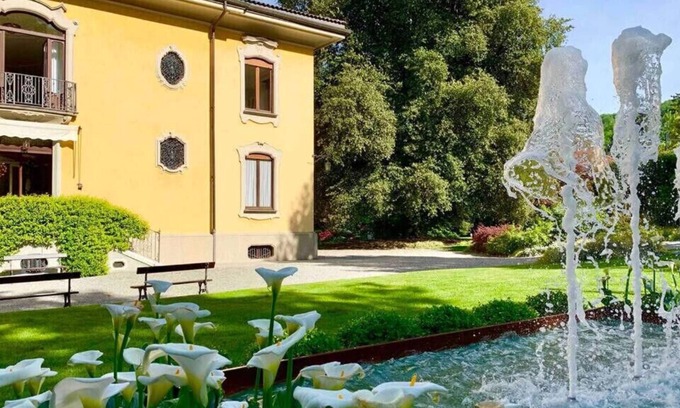 Carciano Villa | Villa Fascino, elegant villa with pool
