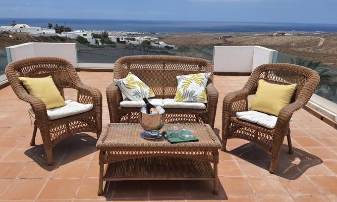 Guime House | Villa Feliza