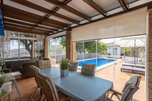 Canillas de Albaida House | Villa Flamenca, comoda con piscina privada, barbacoa by AndaraHolidays