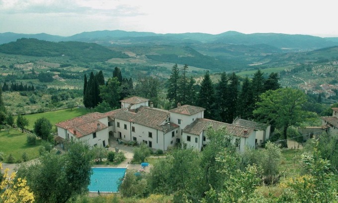 Pelago Apartment | Villa Grassina Trilocale sleeps 5, WIFI, pool