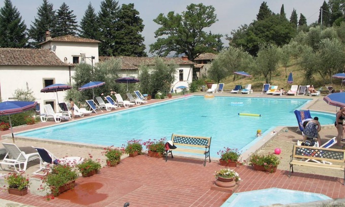 Pelago Apartment | Villa Grassina Two-room apartment sleeps 2, WIFI, Nature, pool