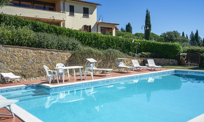 Tavarnelle Val di Pesa Villa | Villa il Borraccio, Appartamento Ciclamino. Piscina e vista panorama nel Chianti