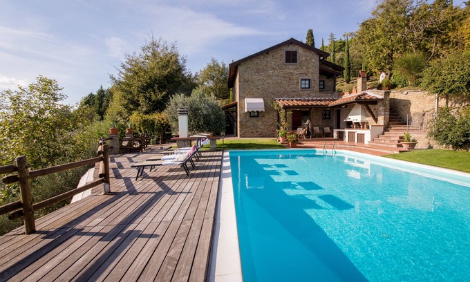 Castiglion Fiorentino Villa | Villa immersed in the nature, relax and privacy, private pool and garden