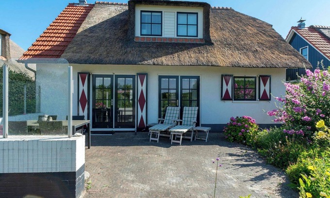 Callantsoog Villa | Villa in Callantsoog near the Beach