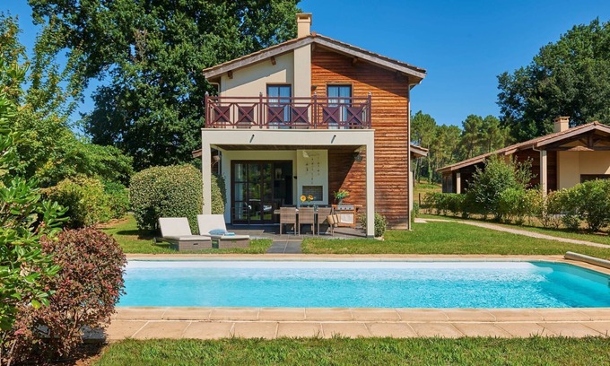 Salles Villa | Villa in Castle Park with Heated Pool