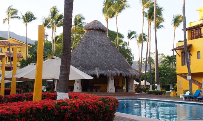 Manzanillo Condo | Villa in Club Santiago
