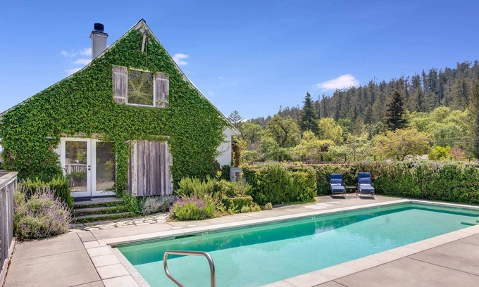 Calistoga Villa | Villa in French Chateau Estate in Napa Valley
