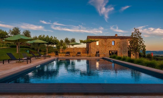 Citta della Pieve Villa | Villa in Madonna Della Sanità with 4 bedrooms sleeps 8