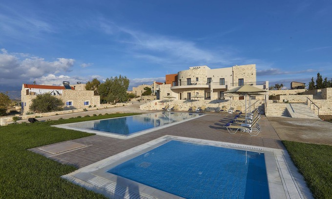 Kamilari Villa | Villa in Kamilari near Kid-Friendly Beach