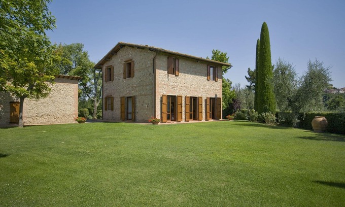Palaia Villa | Villa in Palaia with 4 bedrooms sleeps 8