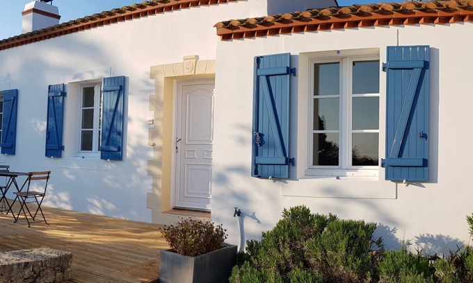 La Gueriniere House | Villa in the dune between the beach and mills