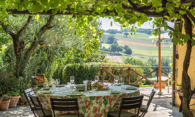 Todi Villa | Villa in Todi with 5 bedrooms sleeps 11