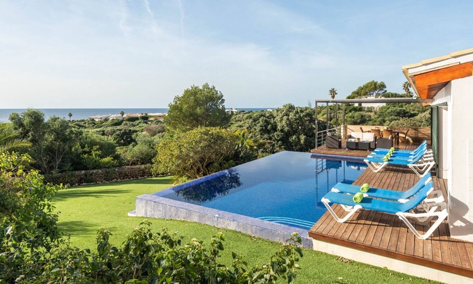 Sant Lluis Villa | Villa Iris Torret by EscapeHome