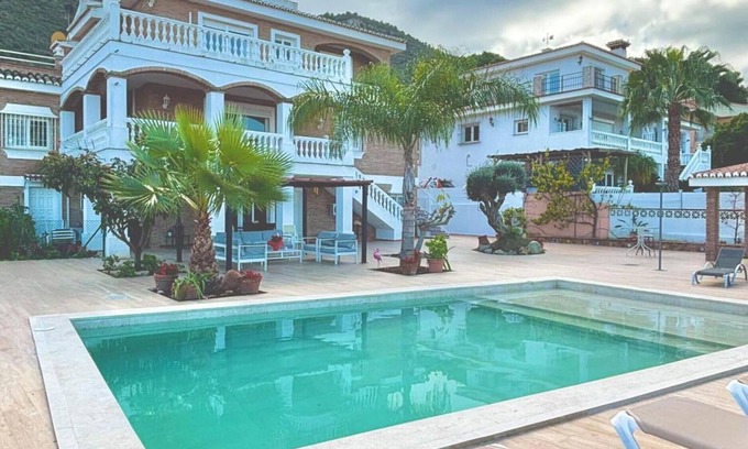 Alhaurin de la Torre Villa | 'Villa Isabella' with Mountain Views, Wi-Fi, and Air Conditioning