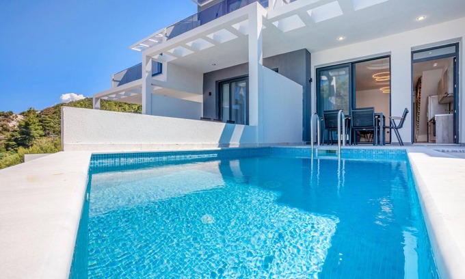 Polichrono Villa | Villa Ismini Tria in Polychrono