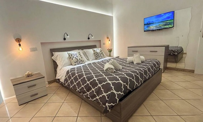 Piana Calzata Villa | Villa Iris - Holiday Homes Mare Nostrum - In front of the beach and Pool