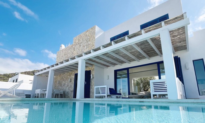 Costa Adeje Villa | Villa Itaca - Greek style villa with heated pool