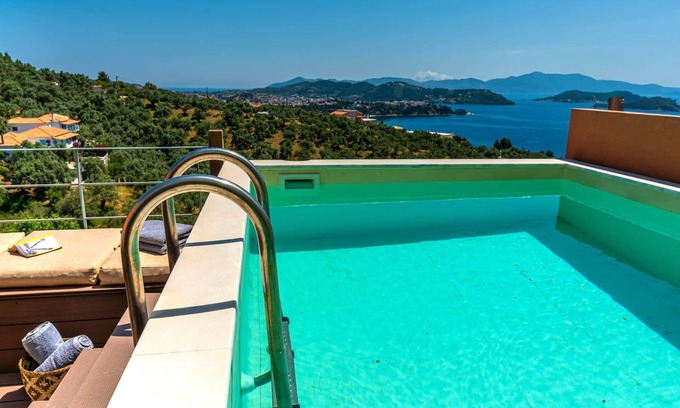 Katsarou House | Villa Kallisto – 2BR with Private Pool & Sea View