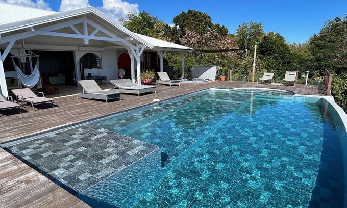 Saint-Francois Villa | Villa l'Hacienda deluxe sea view 180 pool jacuzzi gym quiet garden