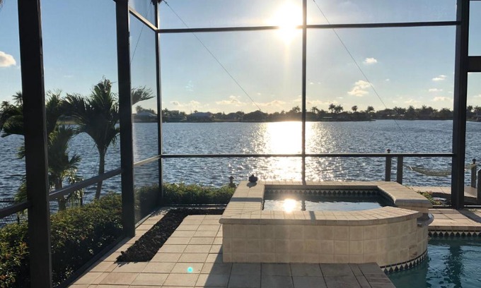 Eight Lakes Villa | Villa Lake View