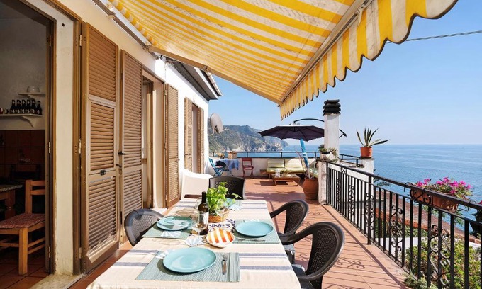 Corniglia Villa | Villa Lardarina