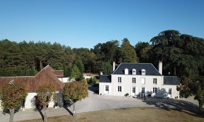 Lassay-sur-Croisne Villa | Villa Le Manoir - France