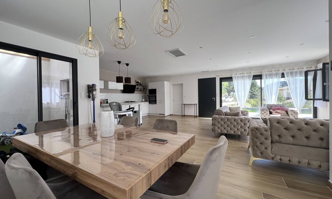 Belgentier Villa | Villa 'Le Ruisseau' with Mountain View, Wi-Fi and Air Conditioning