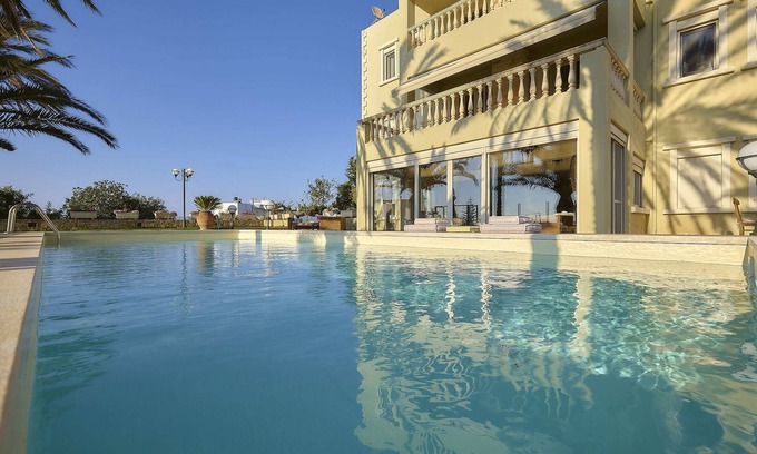 Gournai Villa | Villa living e - Motion close to the beach | Fantastic Pool| luxury Vacation